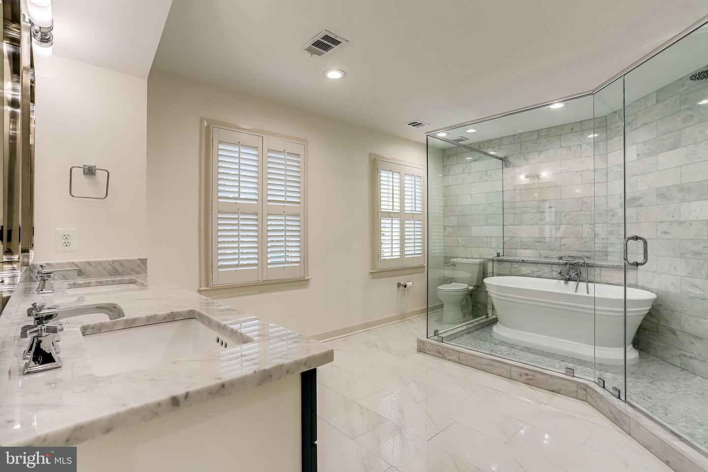 1155 Meadowlook Ct Property Photo 45