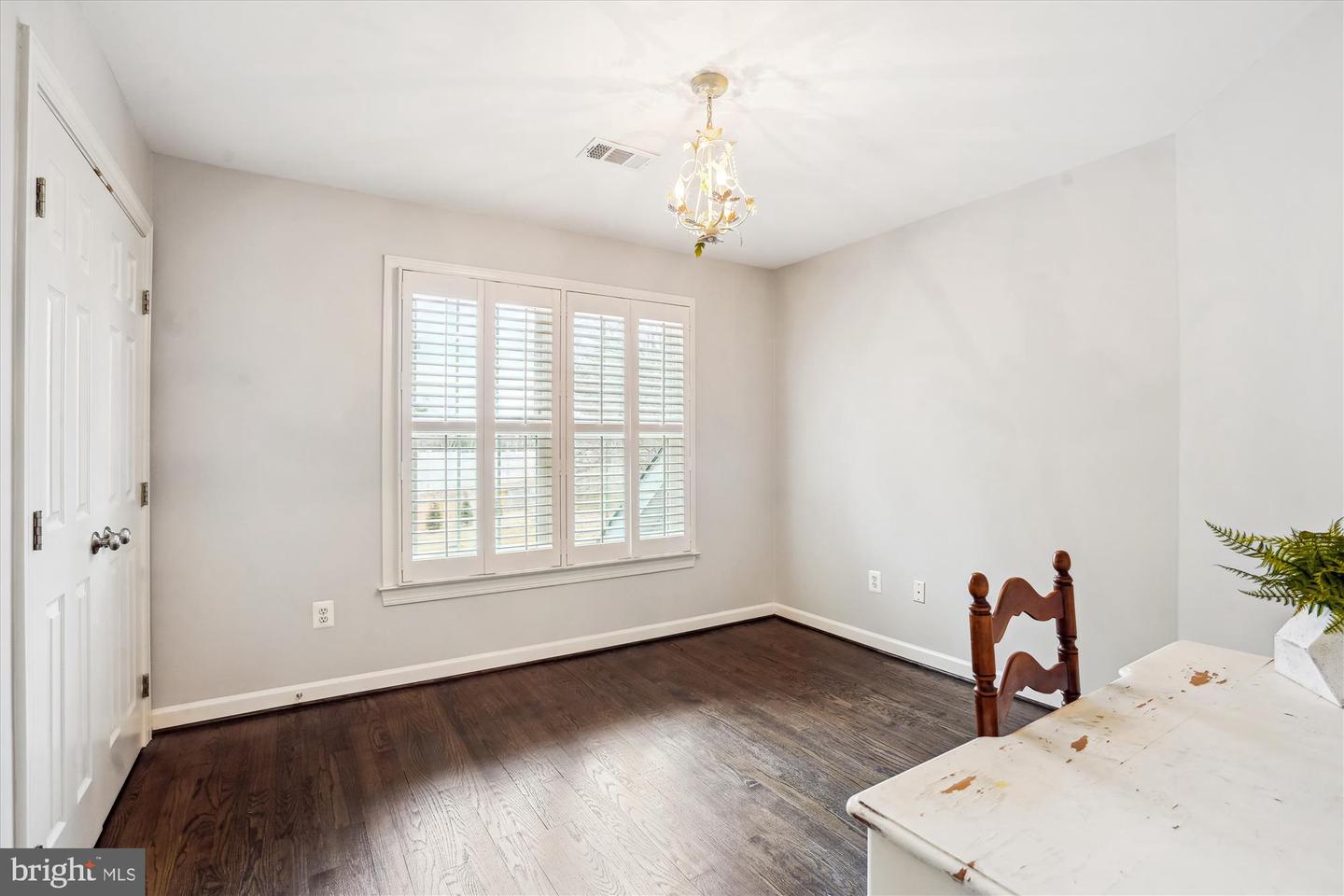 1155 Meadowlook Ct Property Photo 57