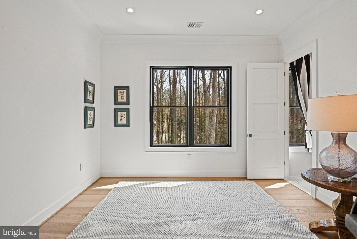 1564 Forest Villa Ln Property Photo 43