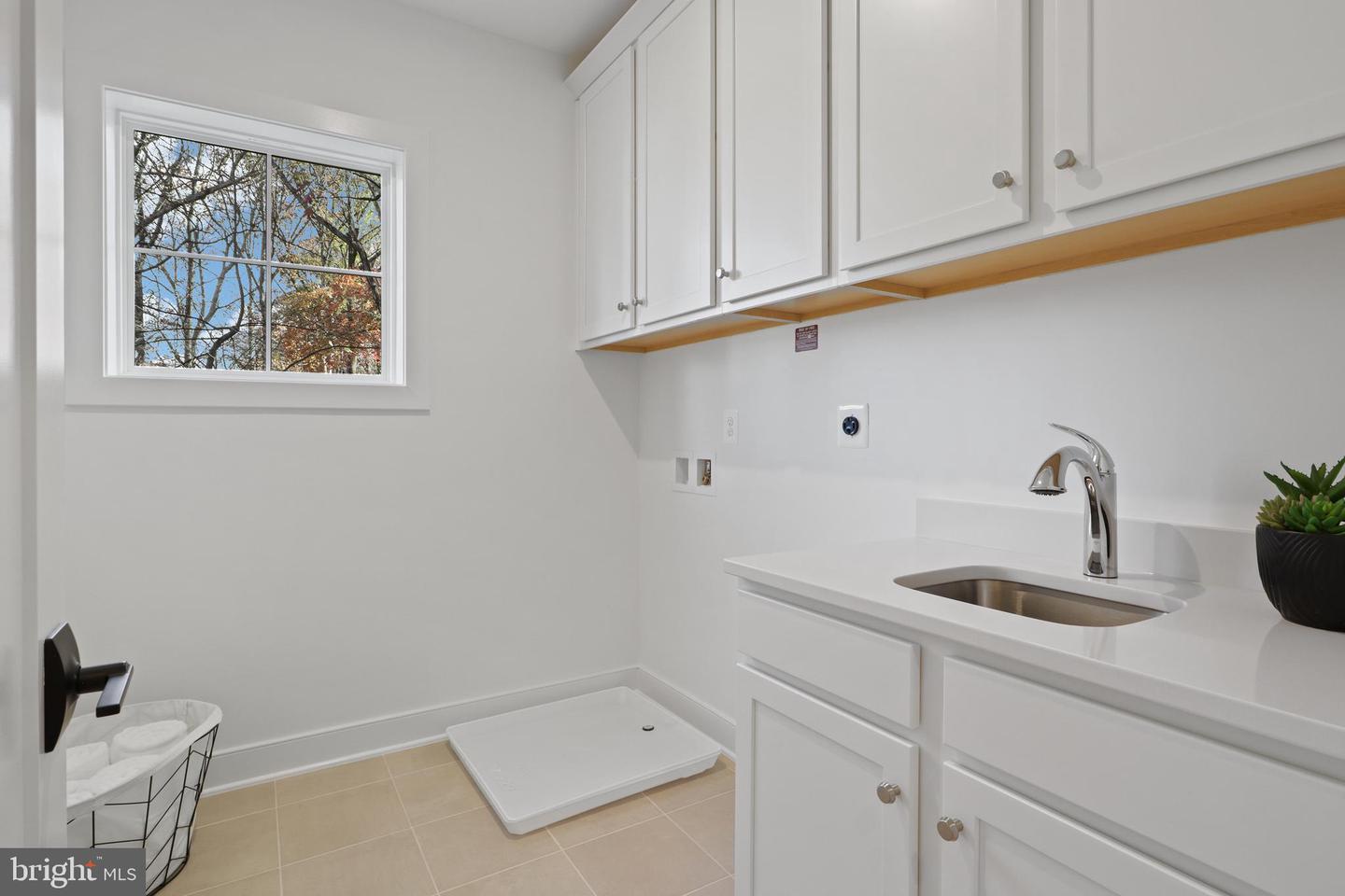 2014 Edgar Ct Property Photo 26