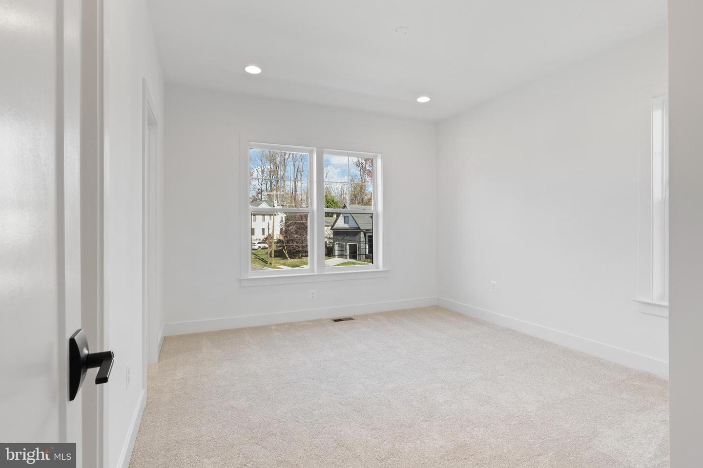 2014 Edgar Ct Property Photo 27