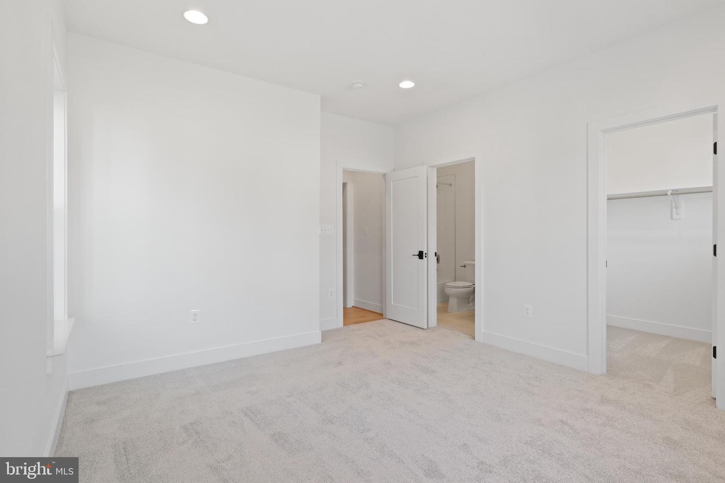 2014 Edgar Ct Property Photo 28