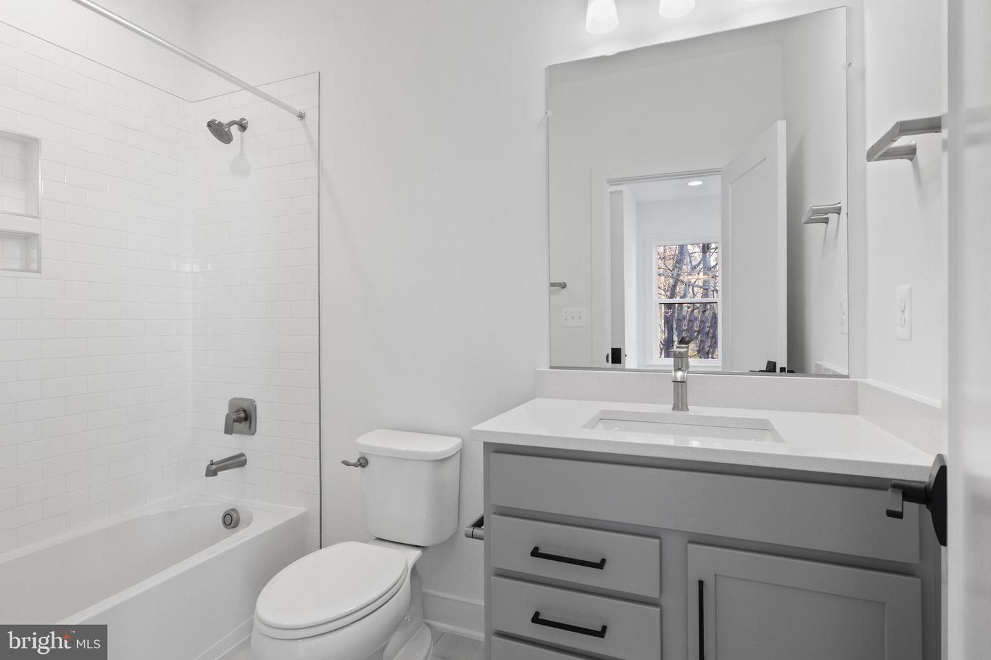 2014 Edgar Ct Property Photo 29