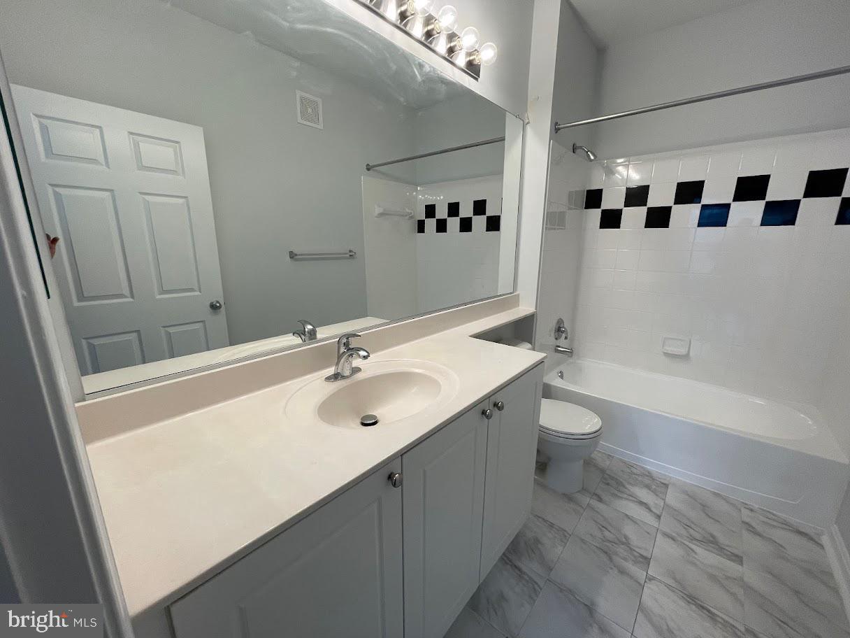 9490 Virginia Center Blvd #342 Property Photo 11