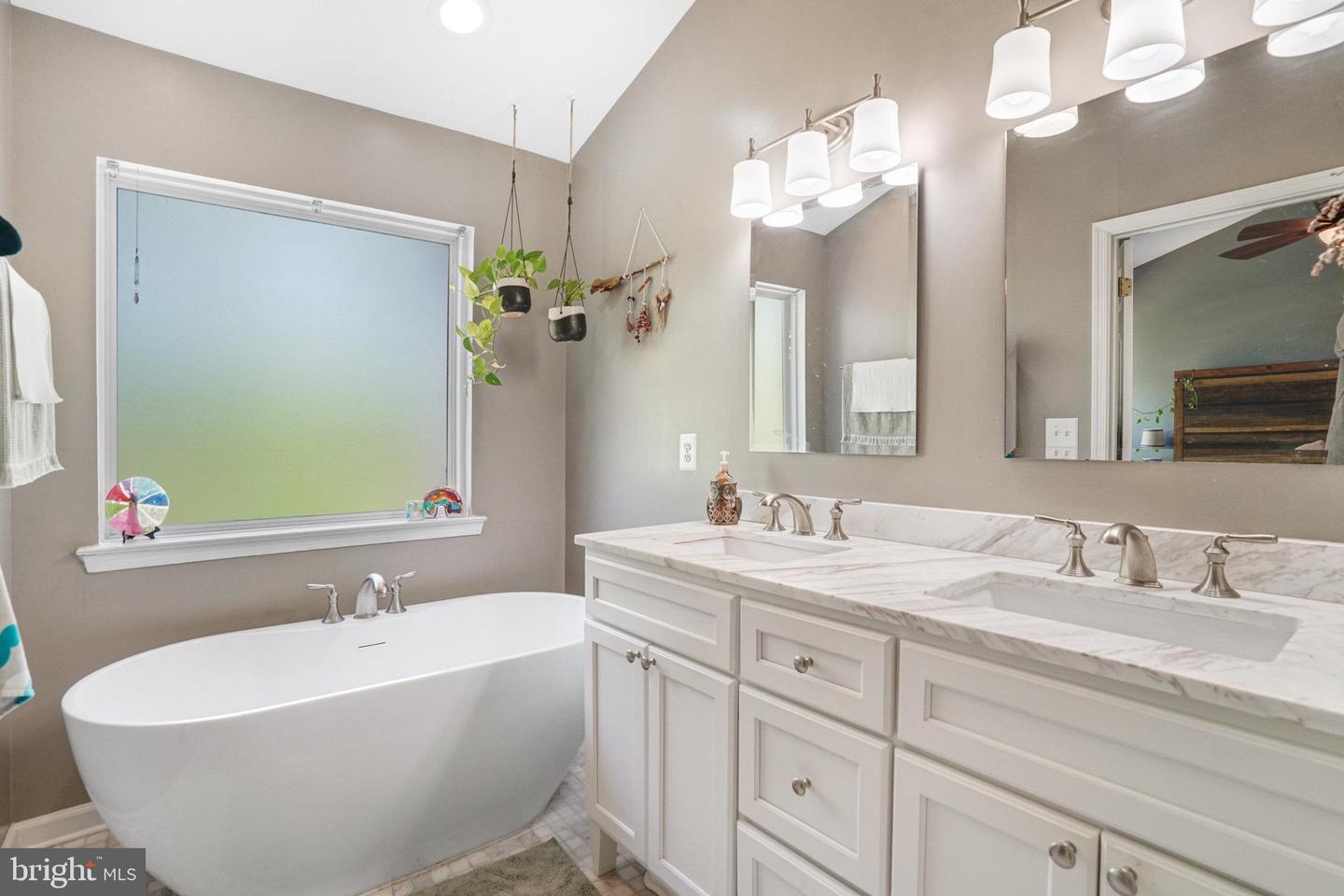 7721 Sullivan Cir Property Photo 17