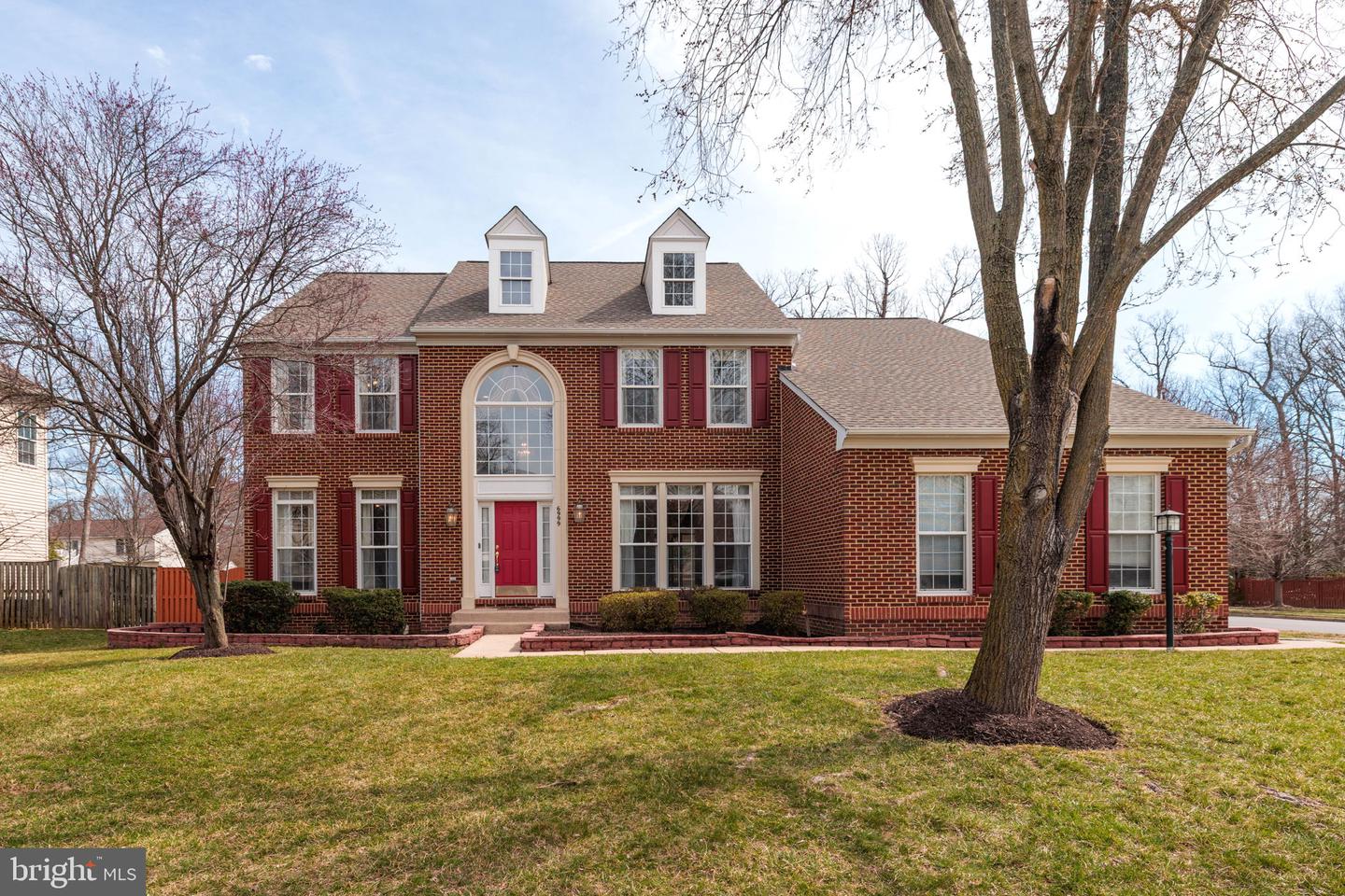 6999 Caton Woods Ct Property Photo