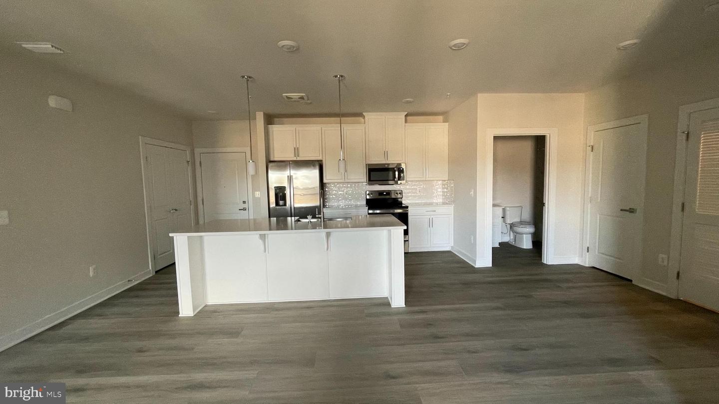 12865 Mosaic Park Way #unit M Property Photo