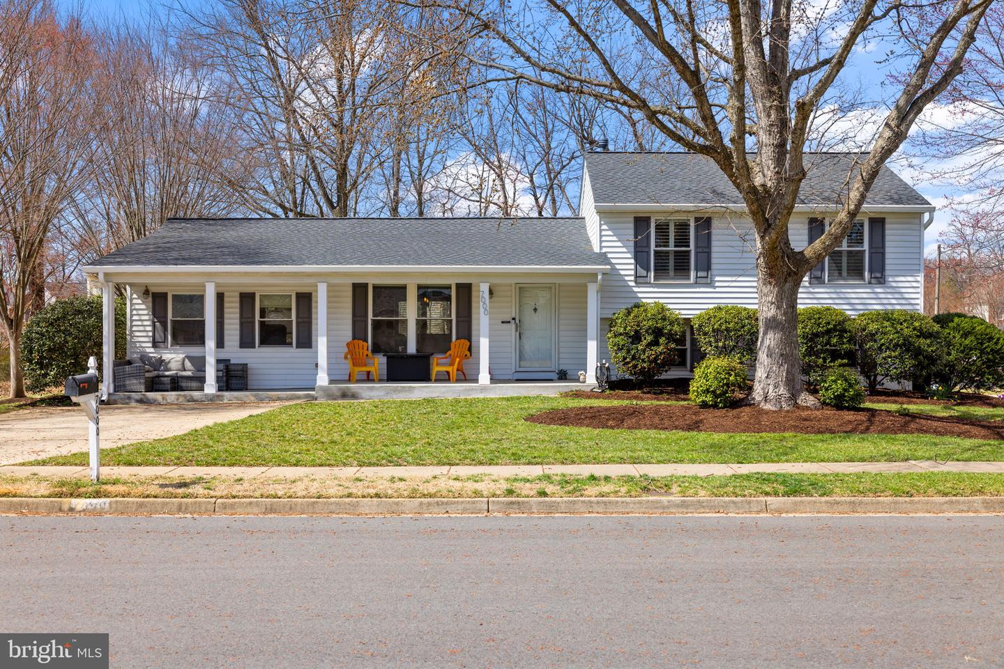 7000 Bethnal Ct Property Photo