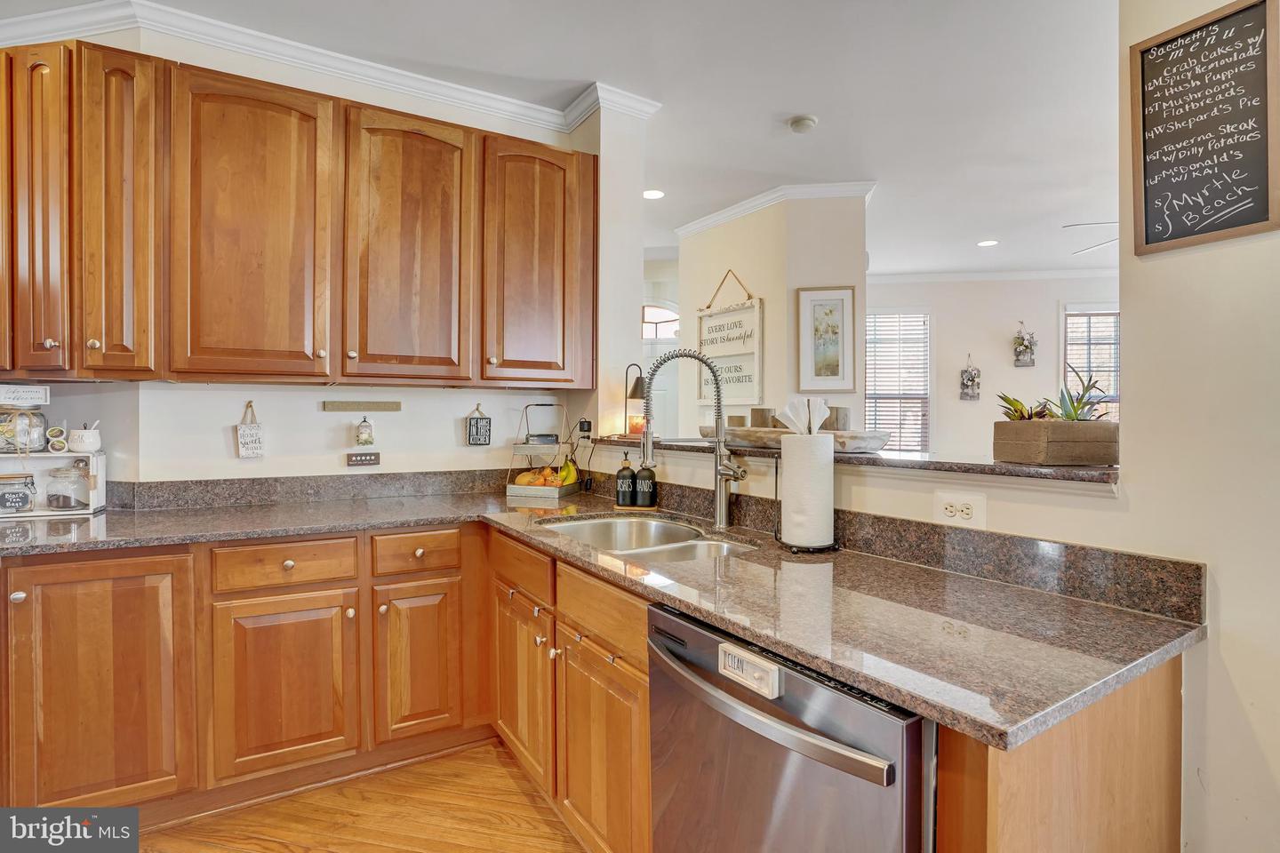 6985 Forepond Ct Property Photo 11