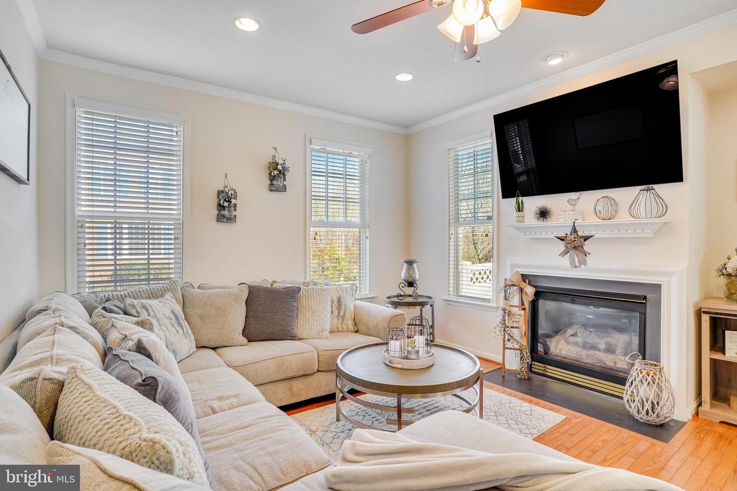 6985 Forepond Ct Property Photo 17