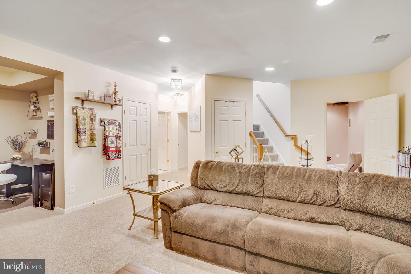 6985 Forepond Ct Property Photo 32