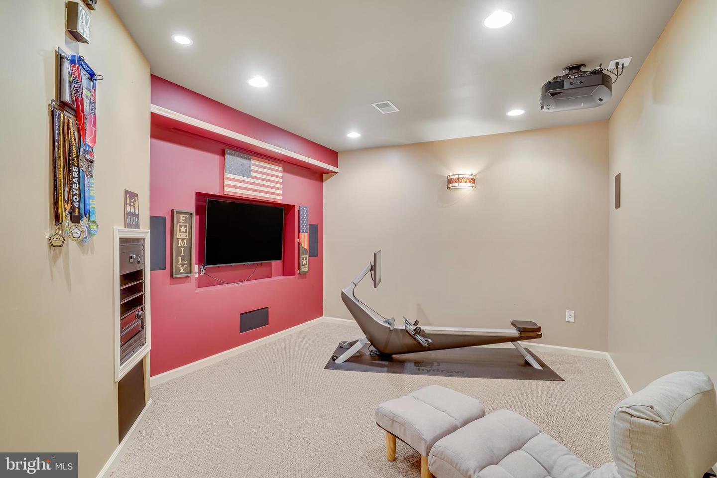 6985 Forepond Ct Property Photo 36