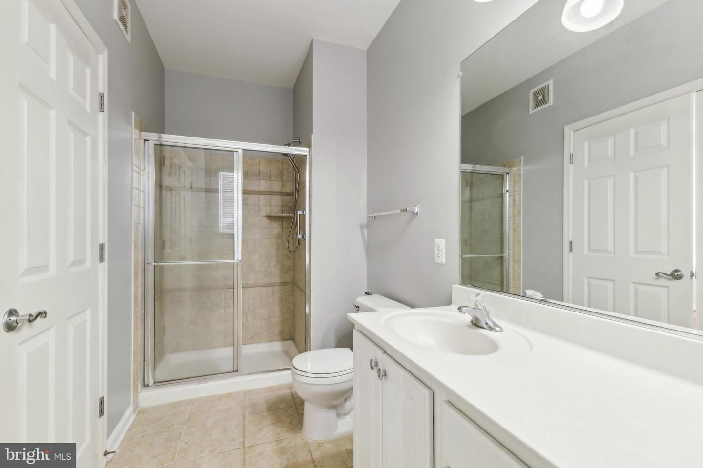 11623 Cavalier Landing Ct #305 Property Photo 10