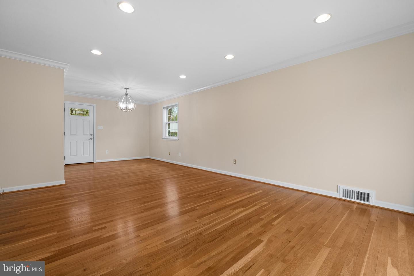 6119 Greeley Blvd Property Photo 5