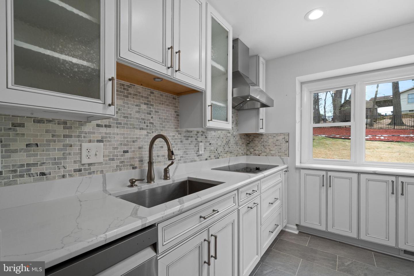 6119 Greeley Blvd Property Photo 11