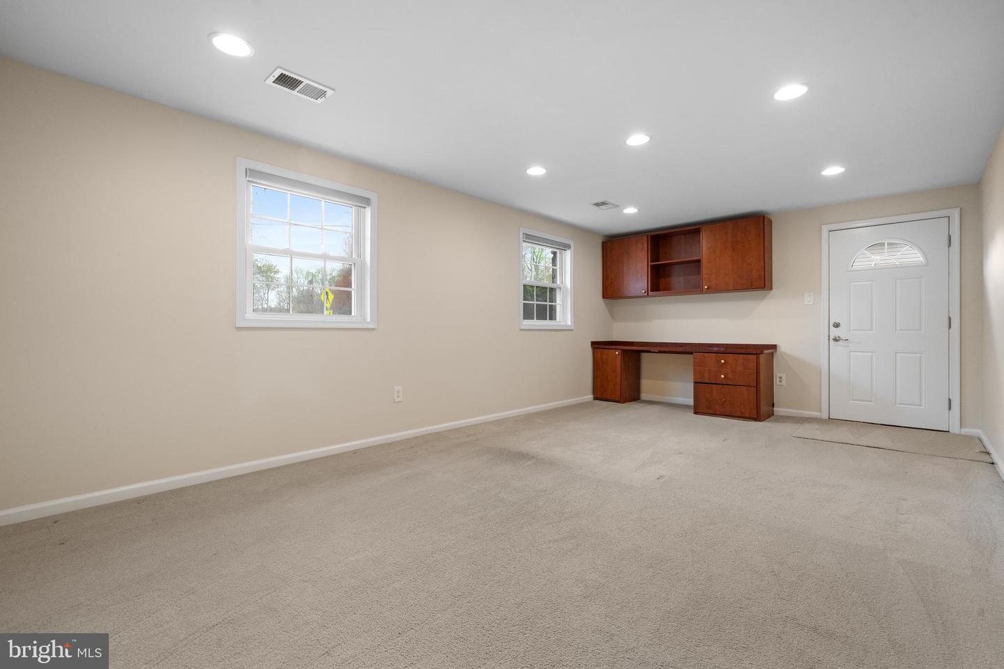6119 Greeley Blvd Property Photo 25
