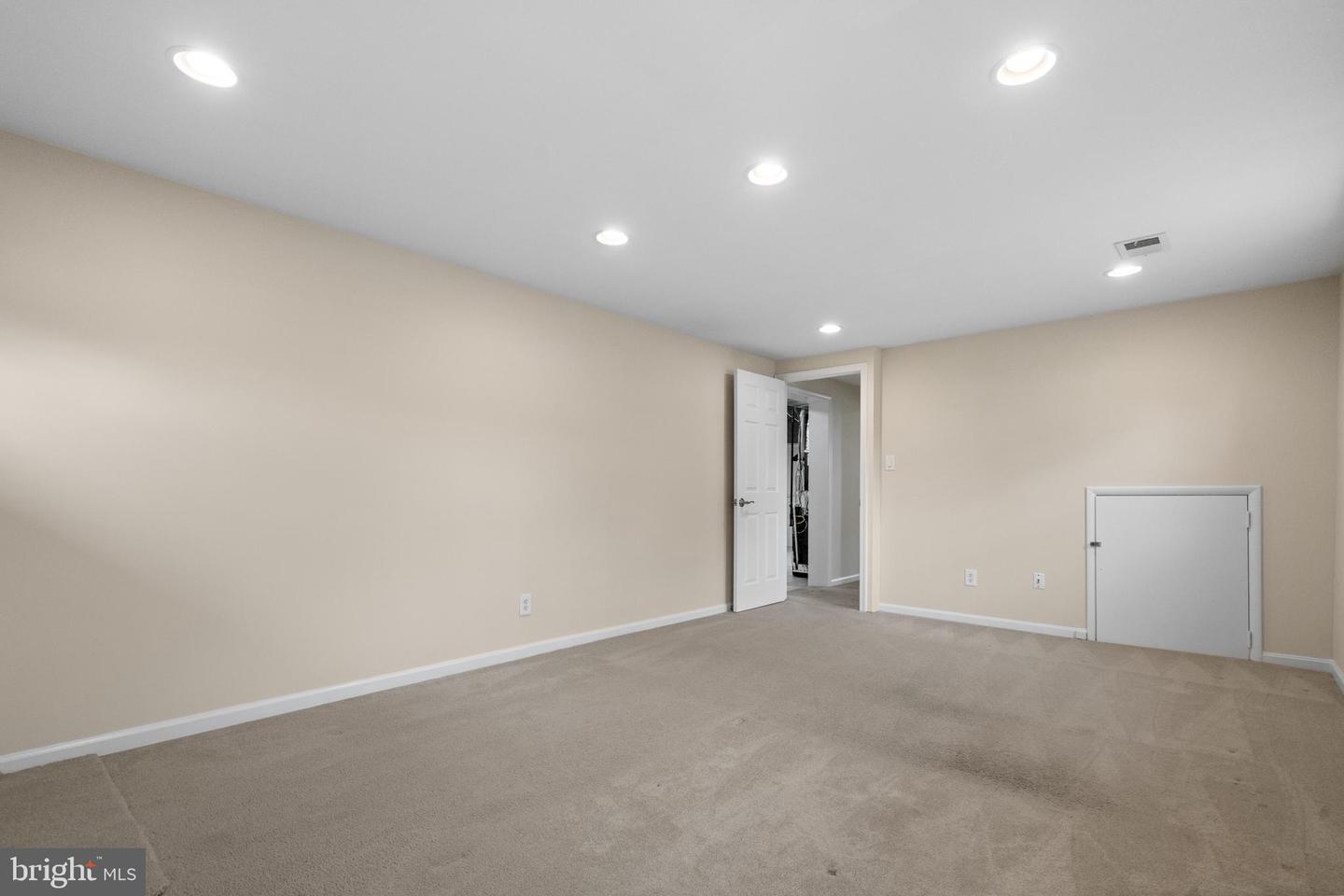 6119 Greeley Blvd Property Photo 26