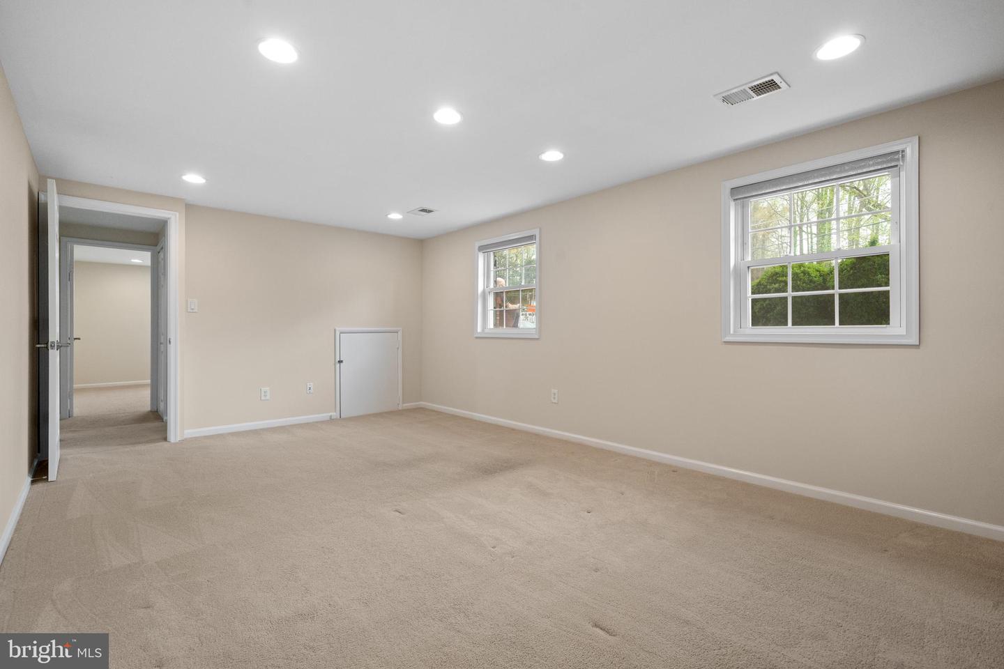 6119 Greeley Blvd Property Photo 27