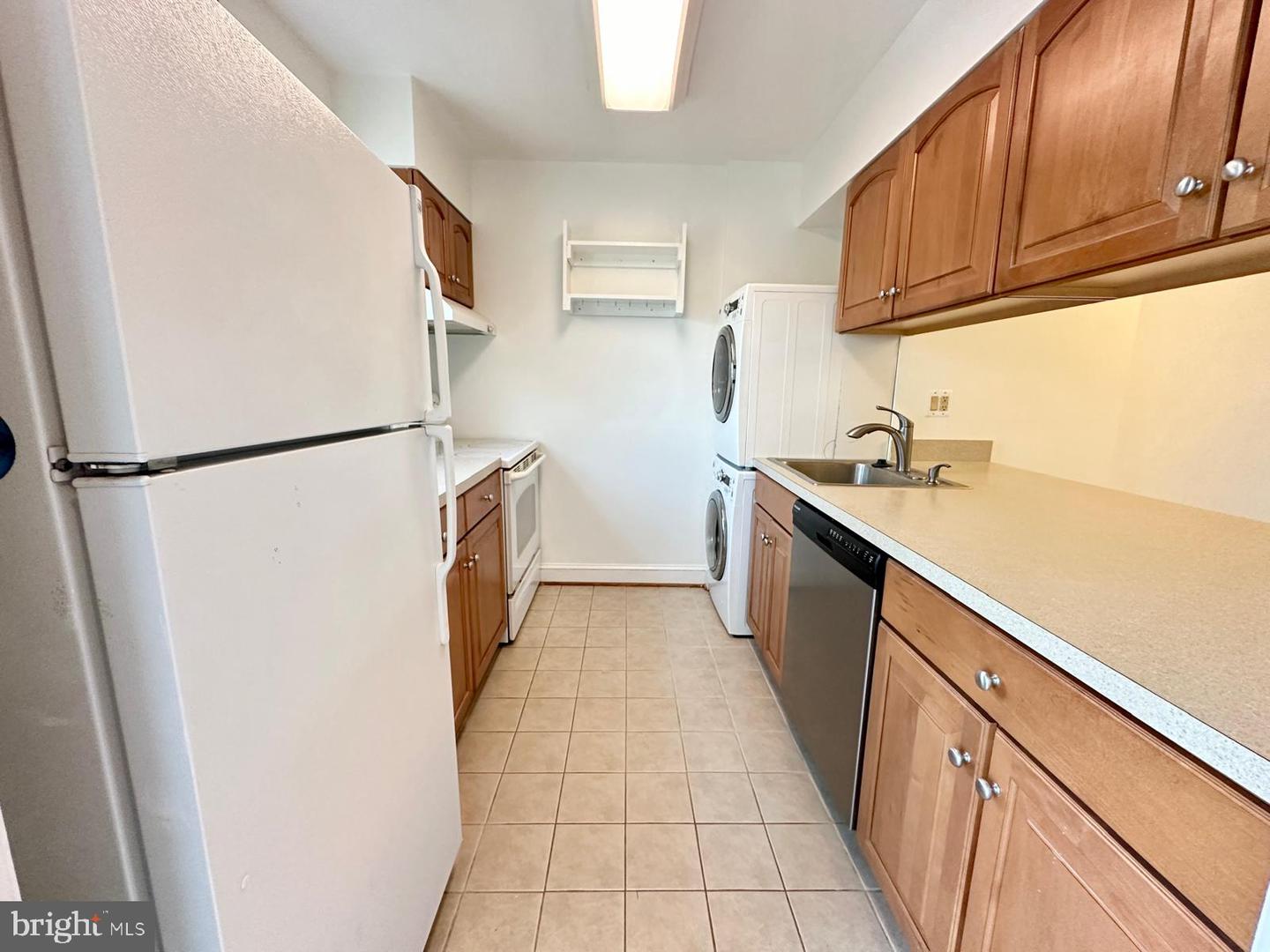 14434 Cool Oak Ln Property Photo 2