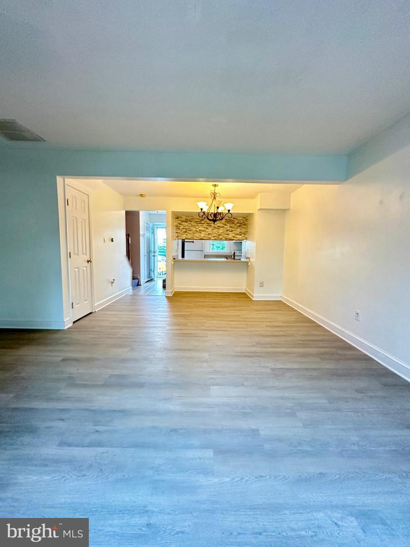 14434 Cool Oak Ln Property Photo 10