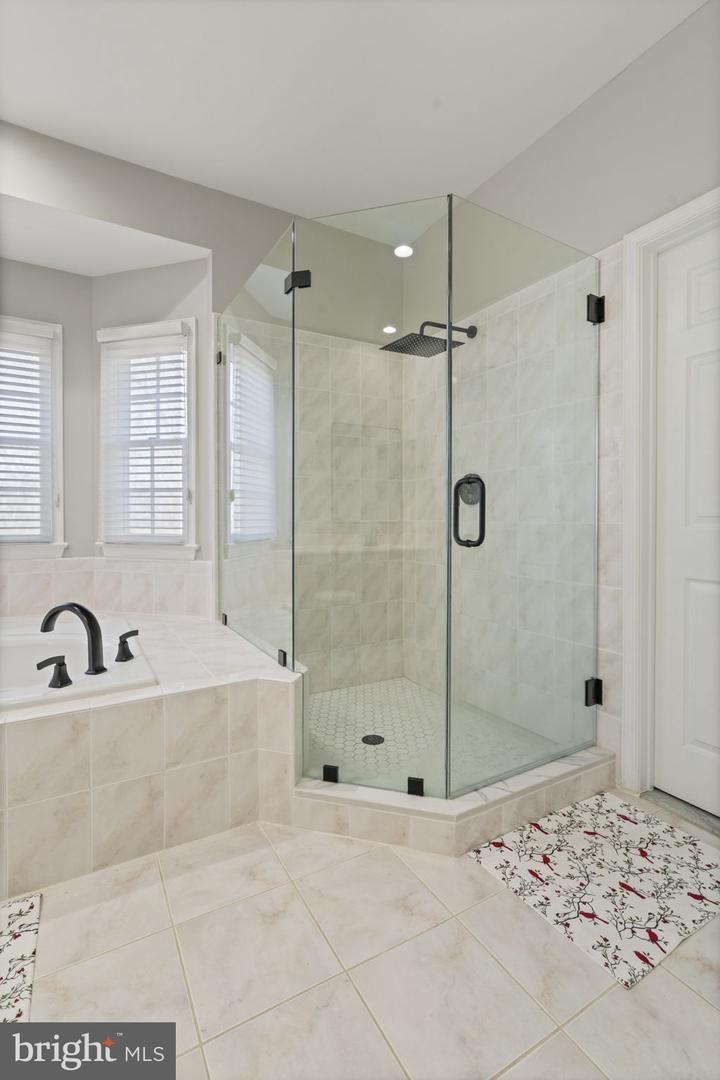 10811 Lockmeade Ct Property Photo 46