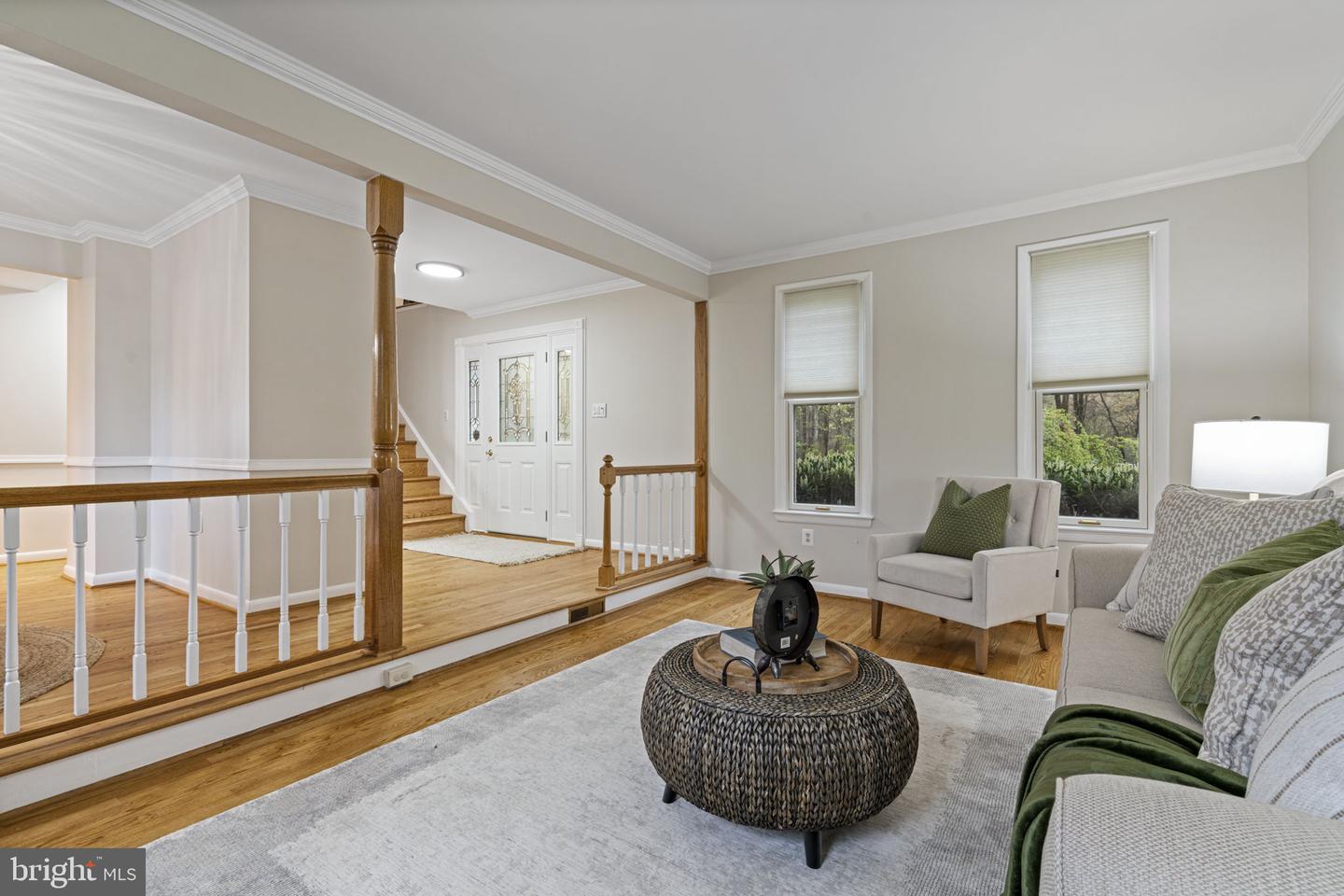 14906 Cranoke St Property Photo 9