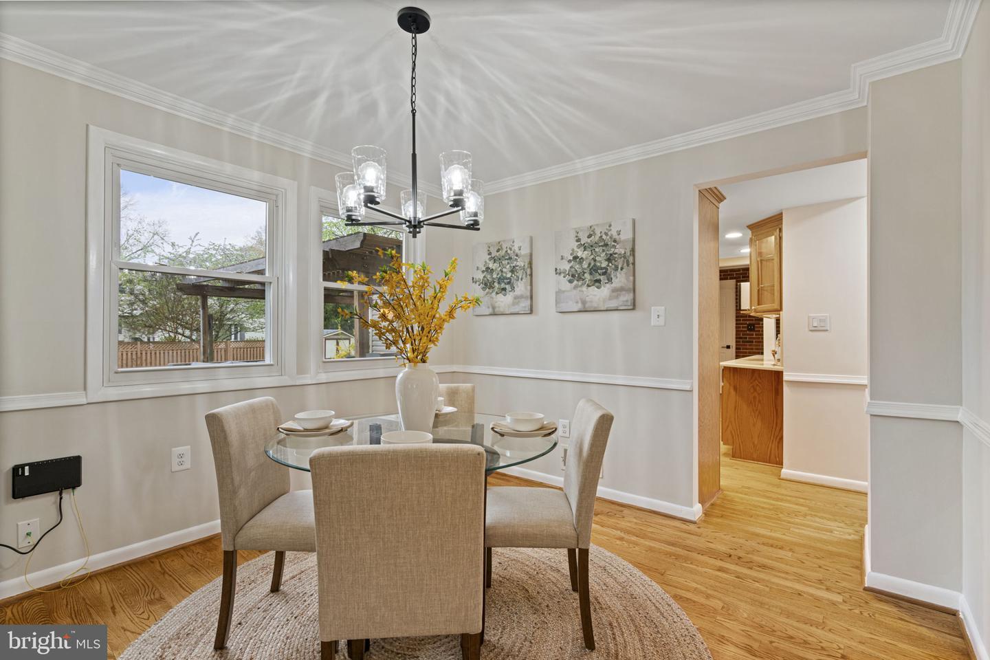 14906 Cranoke St Property Photo 12