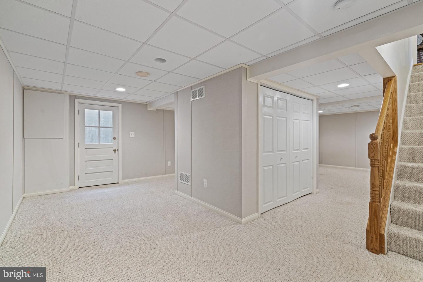 14906 Cranoke St Property Photo 42