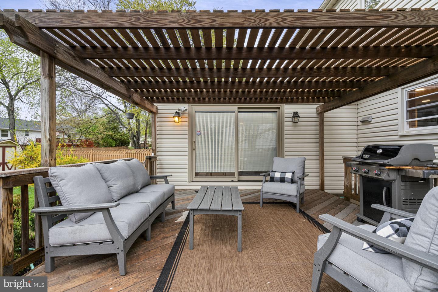 14906 Cranoke St Property Photo 47
