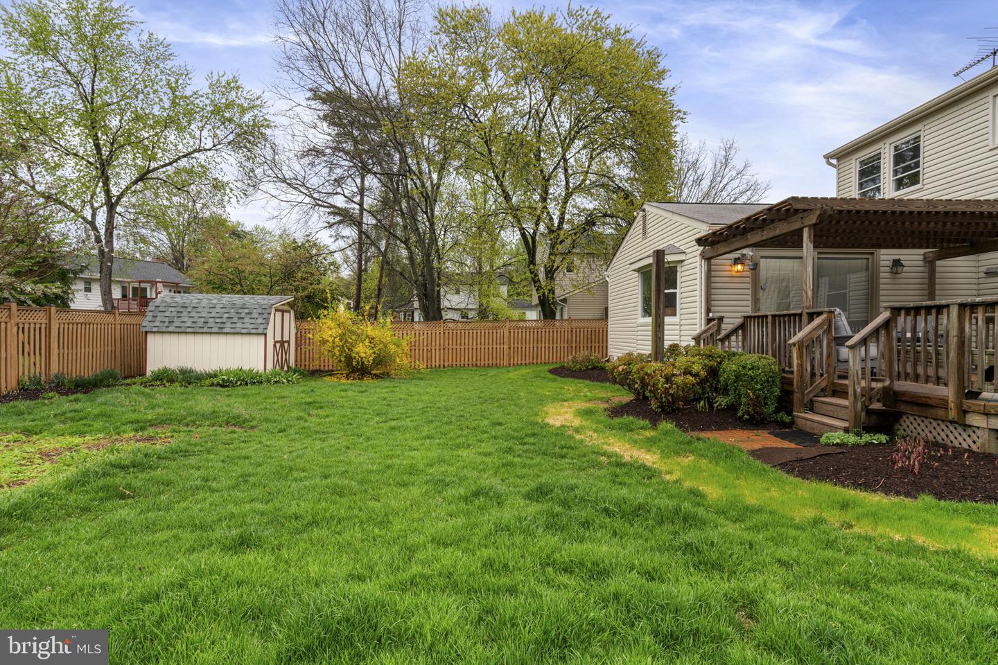 14906 Cranoke St Property Photo 51