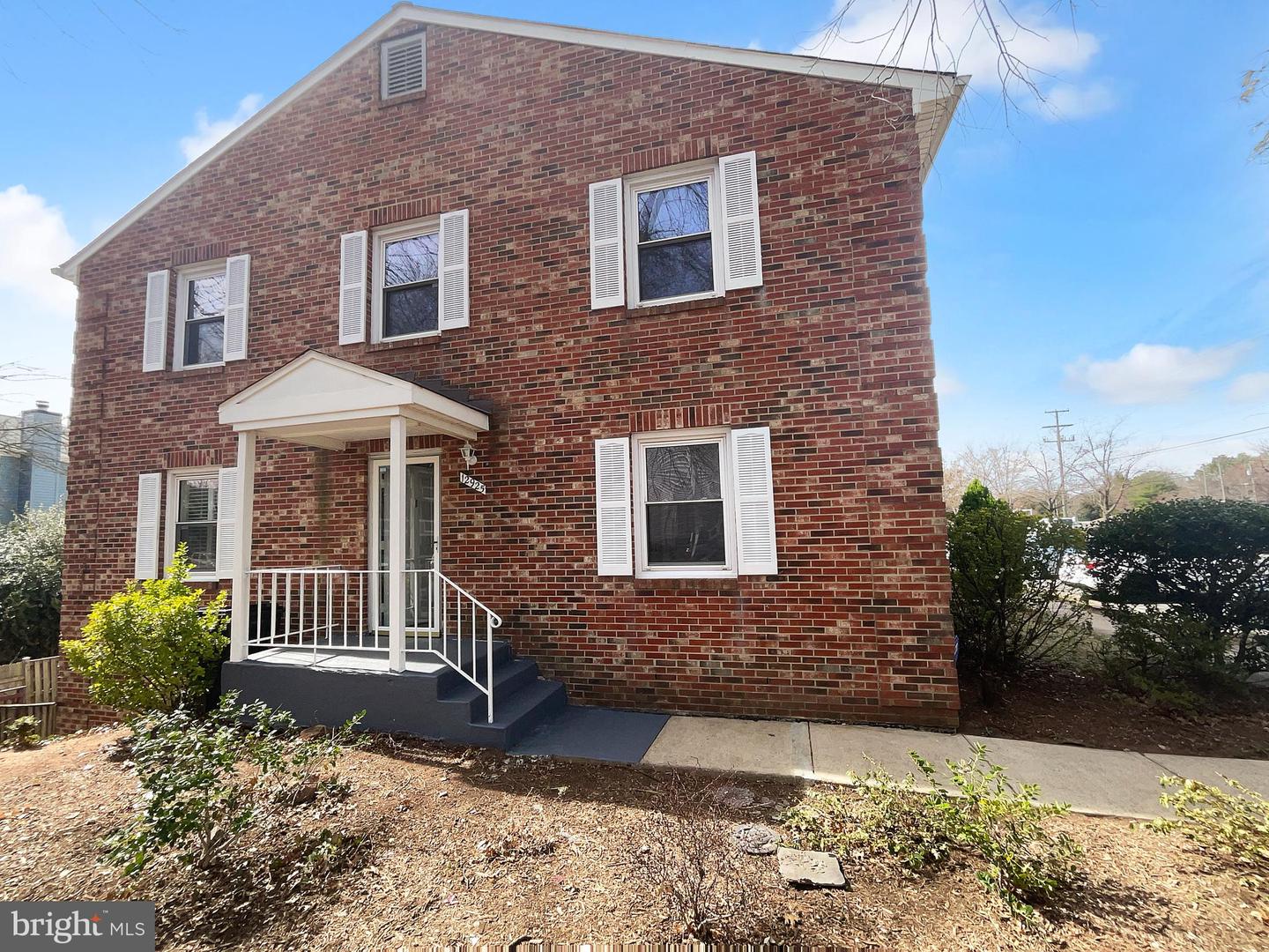 Chantilly Real Estate Listings Main Image