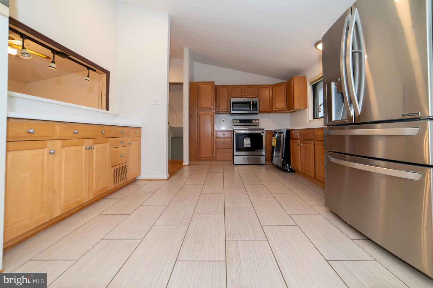 7814 Wendy Ridge Ln Property Photo 3