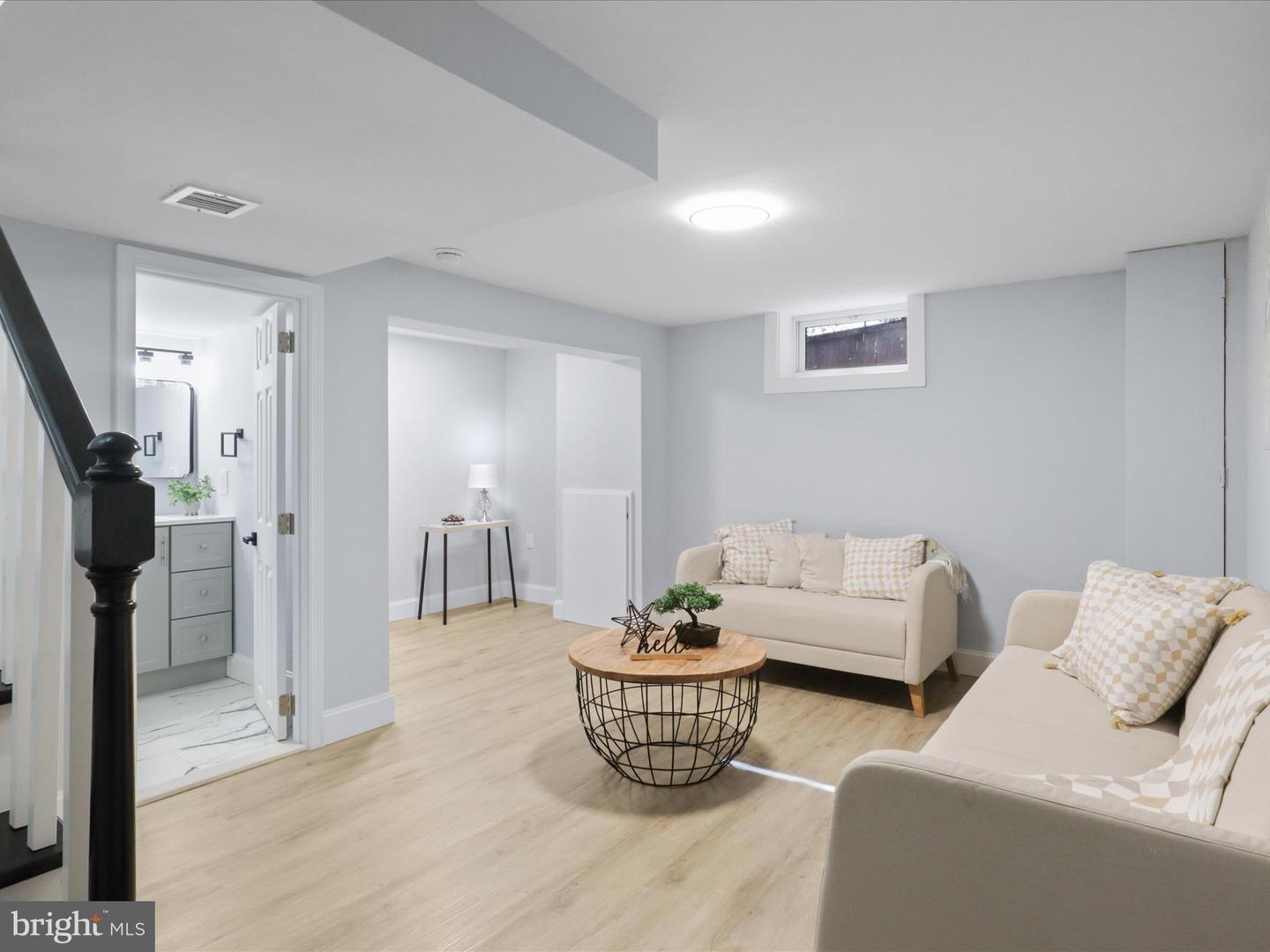 2126 Huntington Ave Property Photo 17