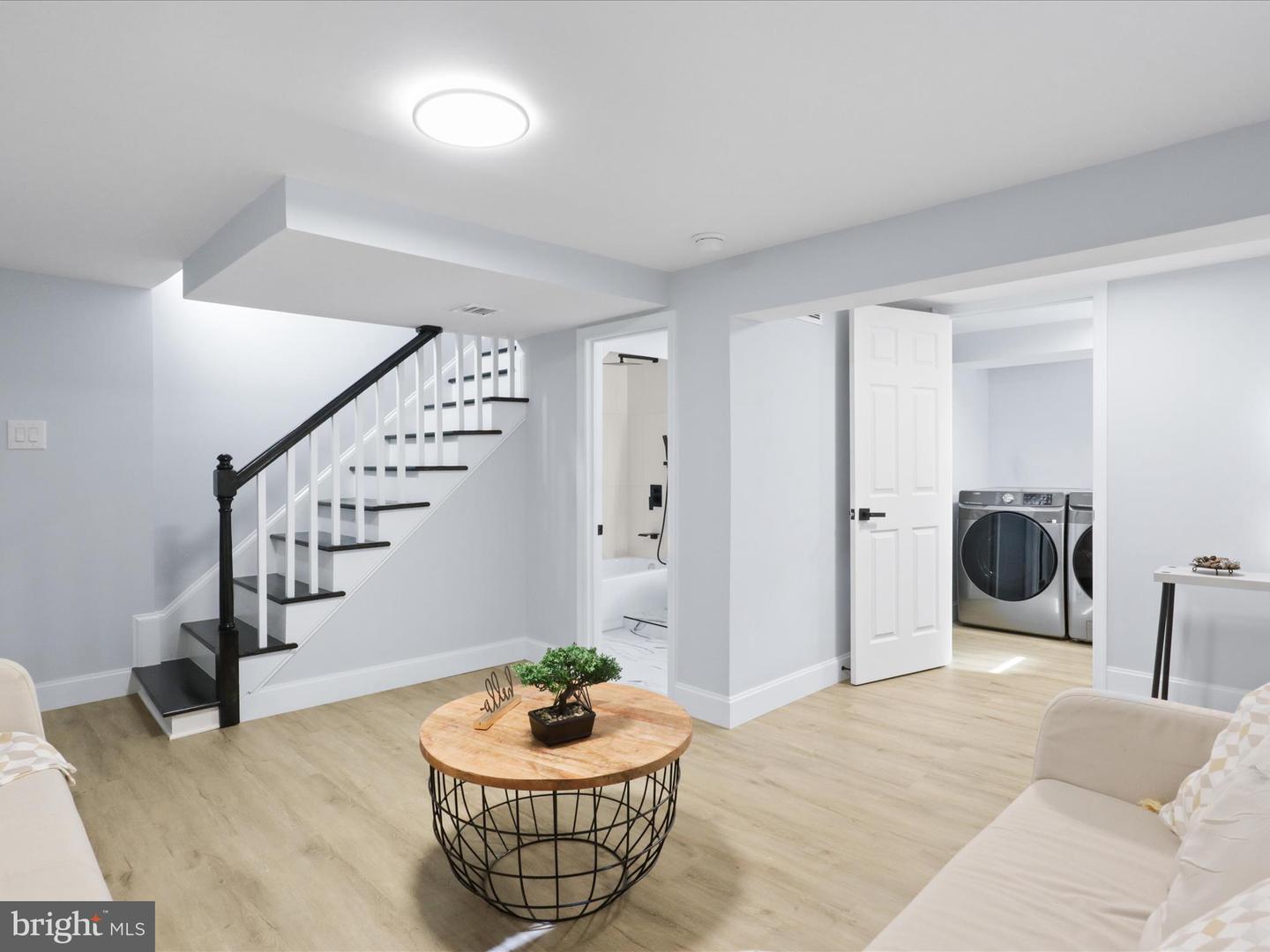 2126 Huntington Ave Property Photo 18