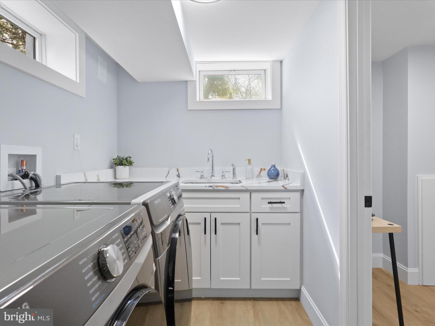 2126 Huntington Ave Property Photo 19