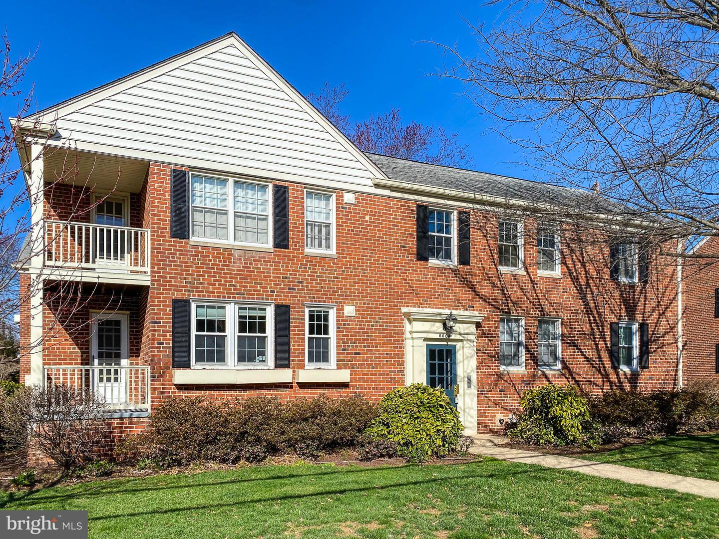 Belle View Condominiums Real Estate Listings Main Image