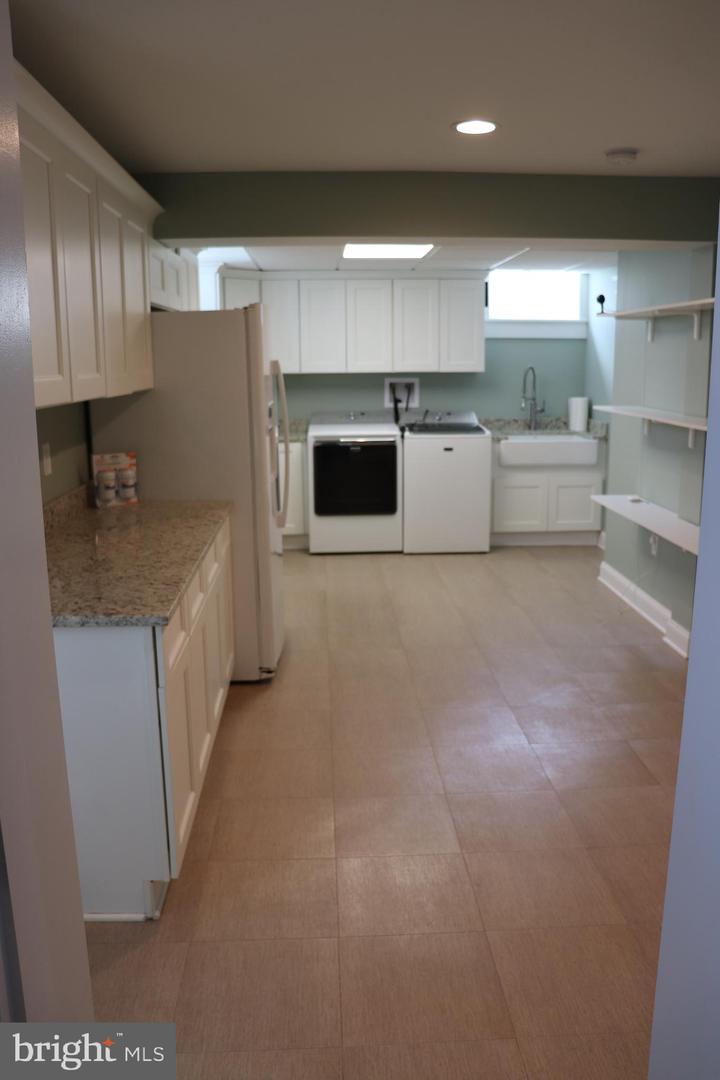 2831 Cedar Ln Property Photo 19