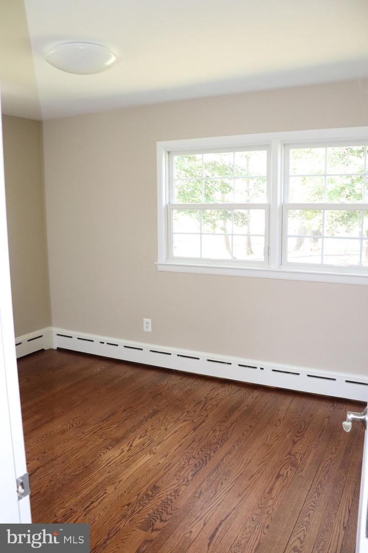 2831 Cedar Ln Property Photo 26