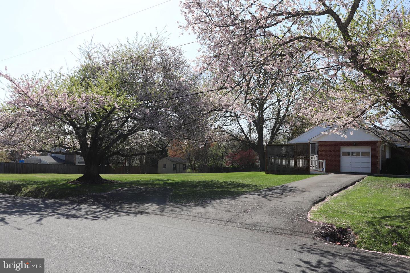 2831 Cedar Ln Property Photo 32