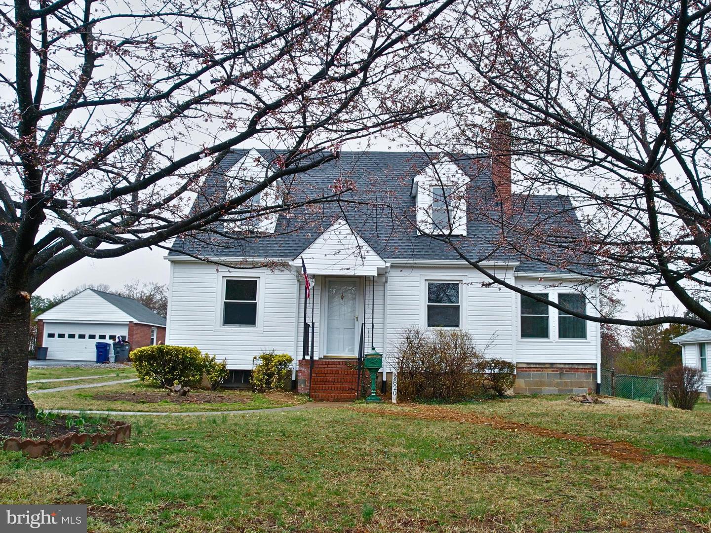2820 Franklin St Property Photo
