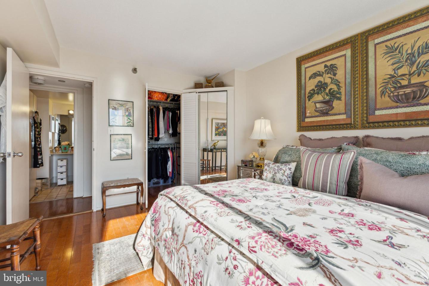 1808 Old Meadow Rd #810 Property Photo 14