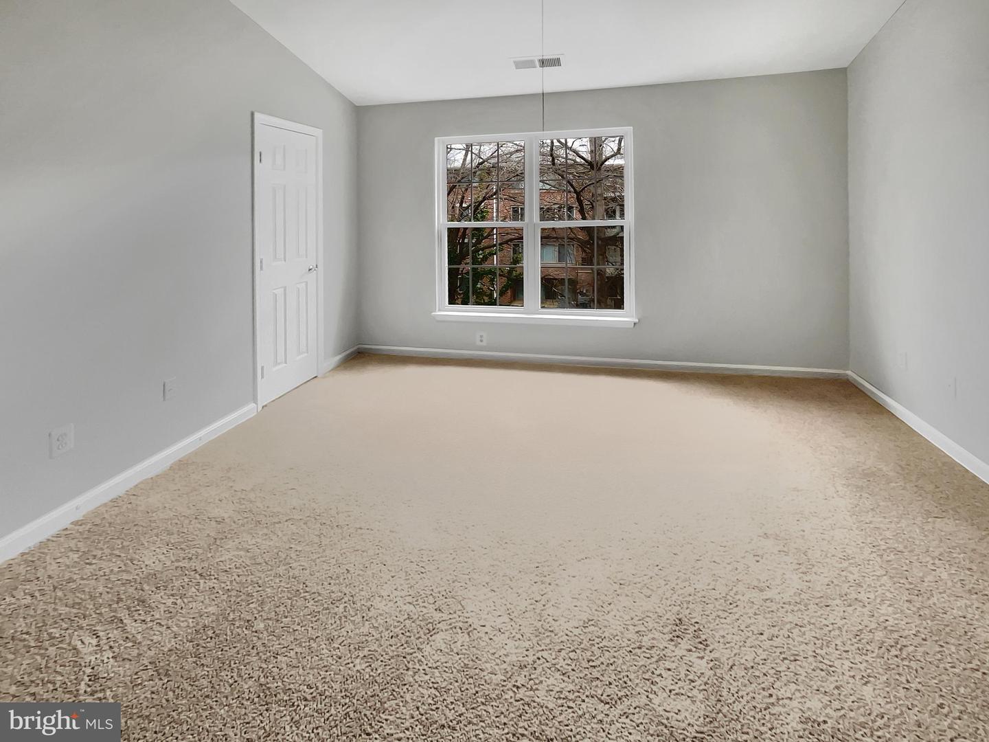 8517 Towne Manor Ct Property Photo 5