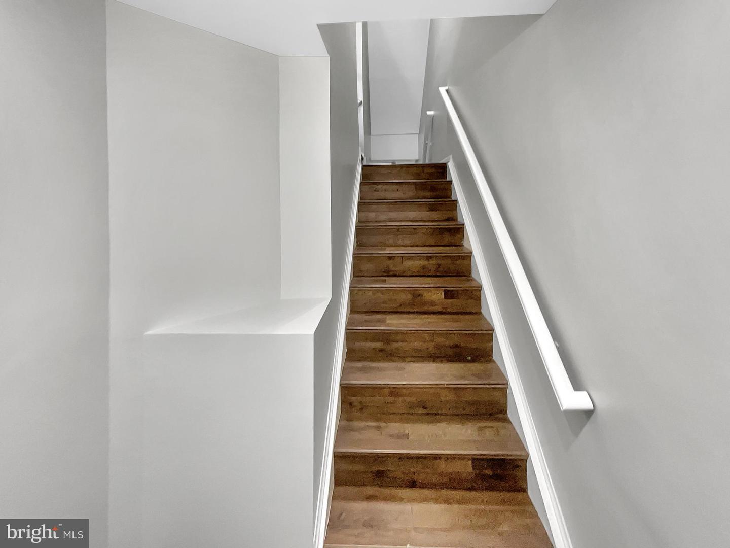 8517 Towne Manor Ct Property Photo 9