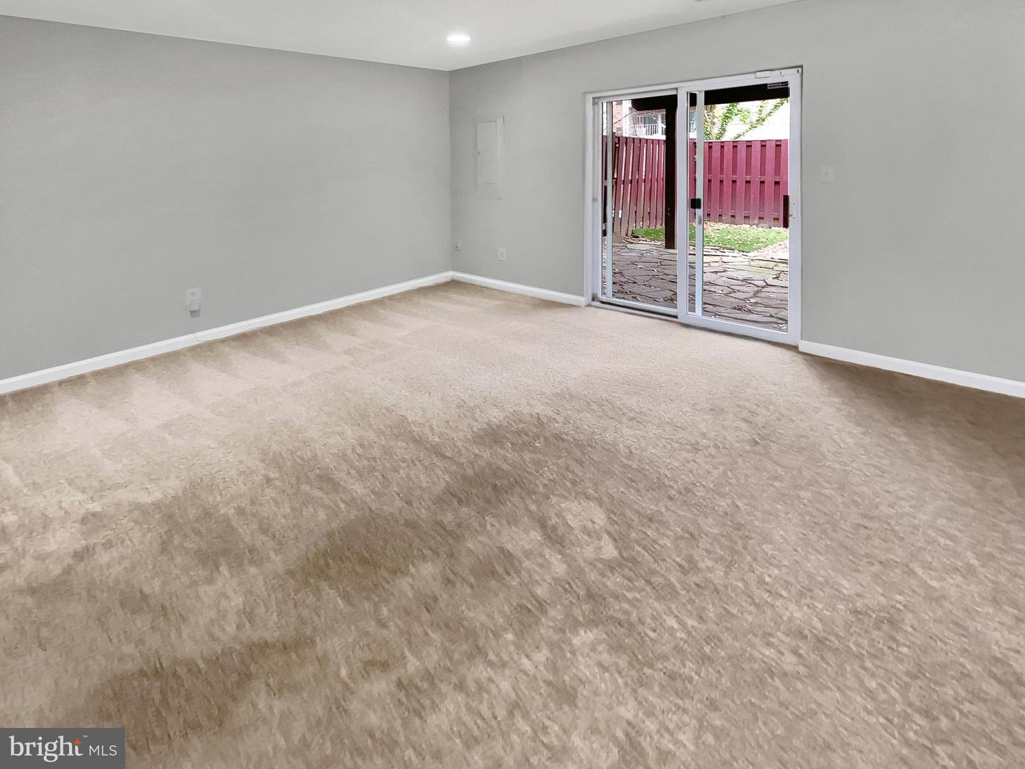 8517 Towne Manor Ct Property Photo 10