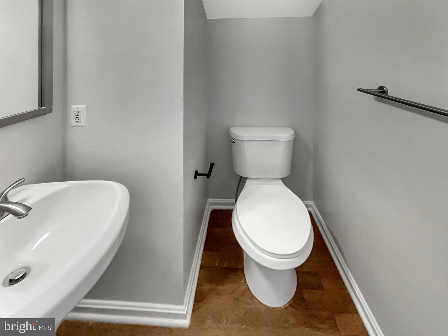 8517 Towne Manor Ct Property Photo 13