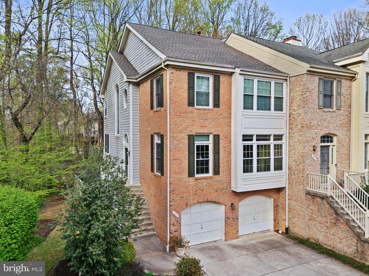 1351 Heritage Oak Way Property Photo