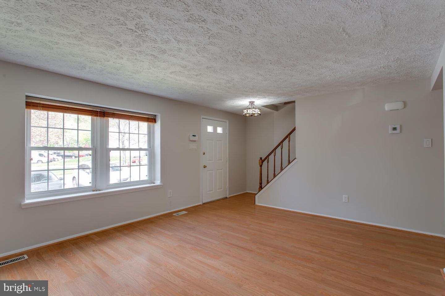8062 Steeple Chase Ct Property Photo 11