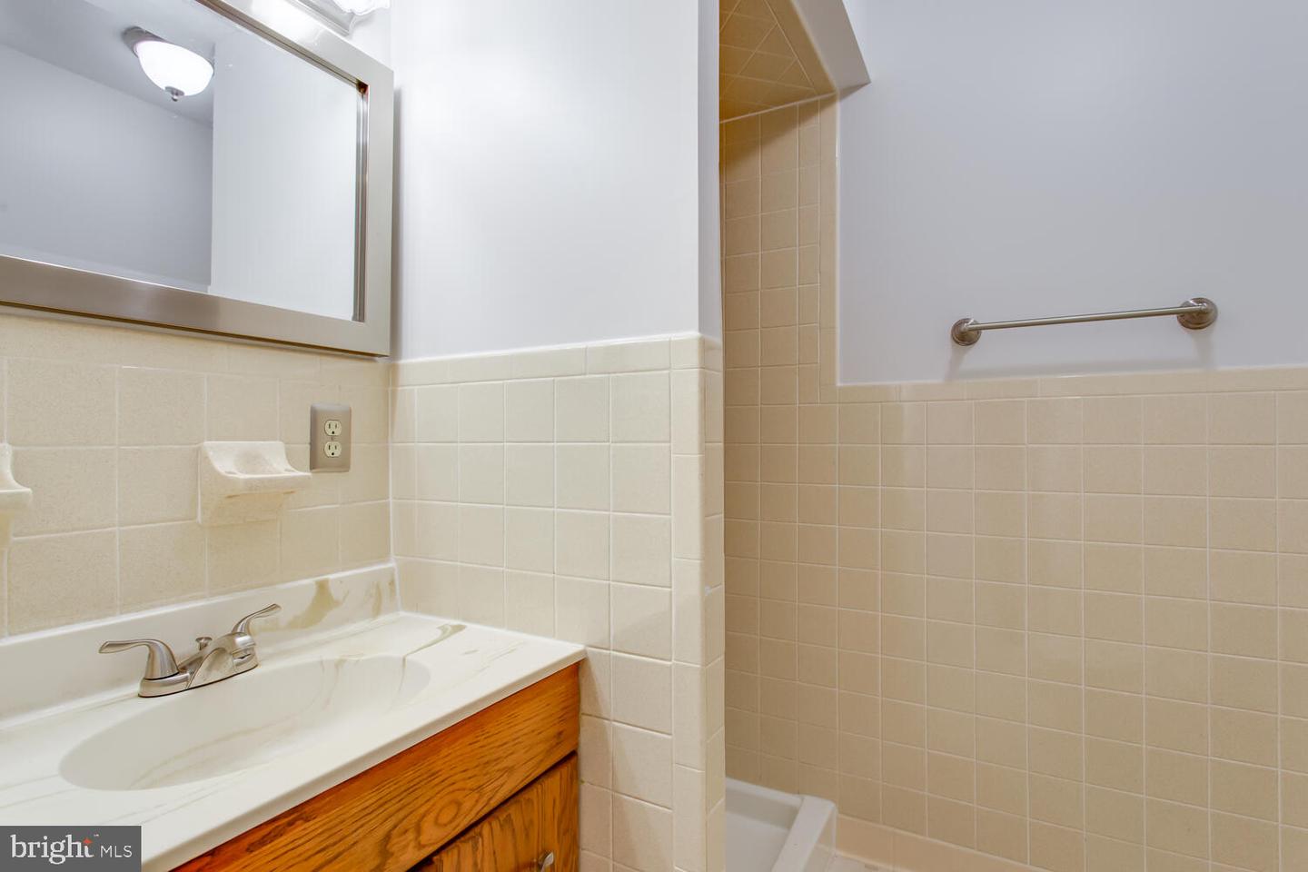 8062 Steeple Chase Ct Property Photo 37