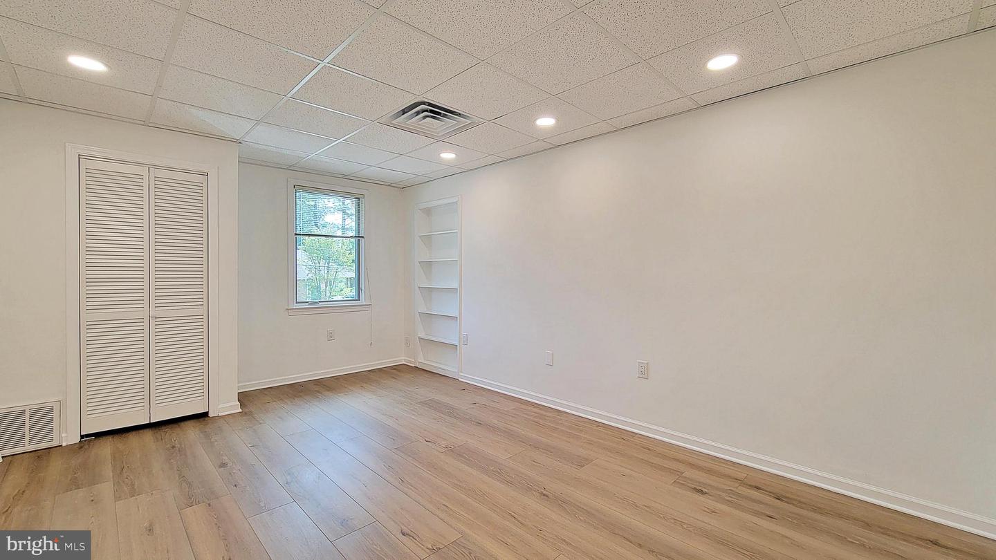 1300 Lafayette Dr #200-b Property Photo 3