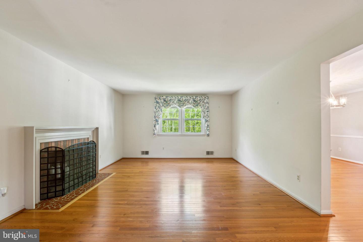 6028 Berwynd Rd Property Photo 13